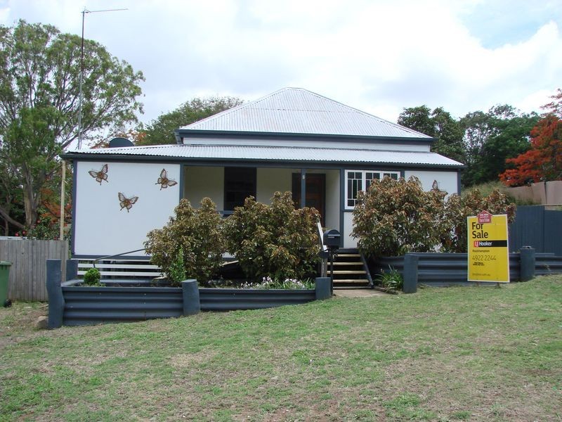 9 Lukin Street, Mount Morgan QLD 4714