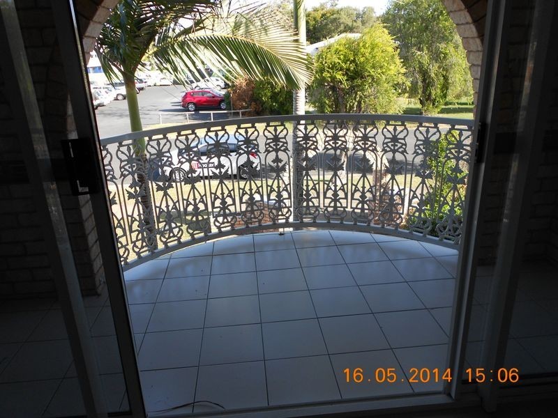 4/37 Armstrong Street, Berserker QLD 4701