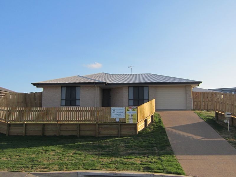 24 Burke & Wills Drive, Gracemere QLD 4702