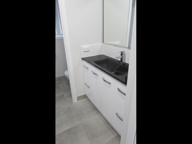24 Burke & Wills Drive, Gracemere QLD 4702
