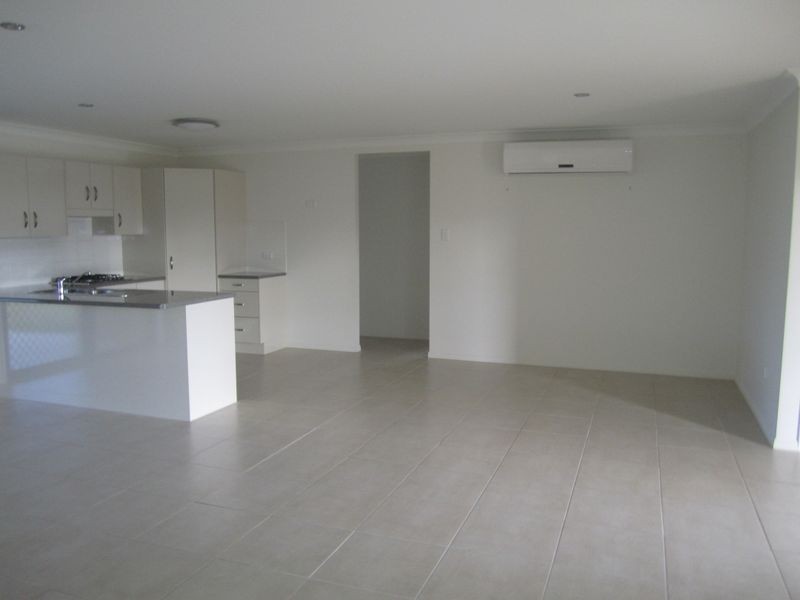 17 Audrey Drive, Gracemere QLD 4702
