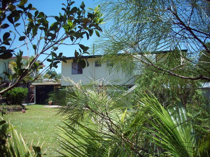 26 Locke Street, Kawana QLD 4701