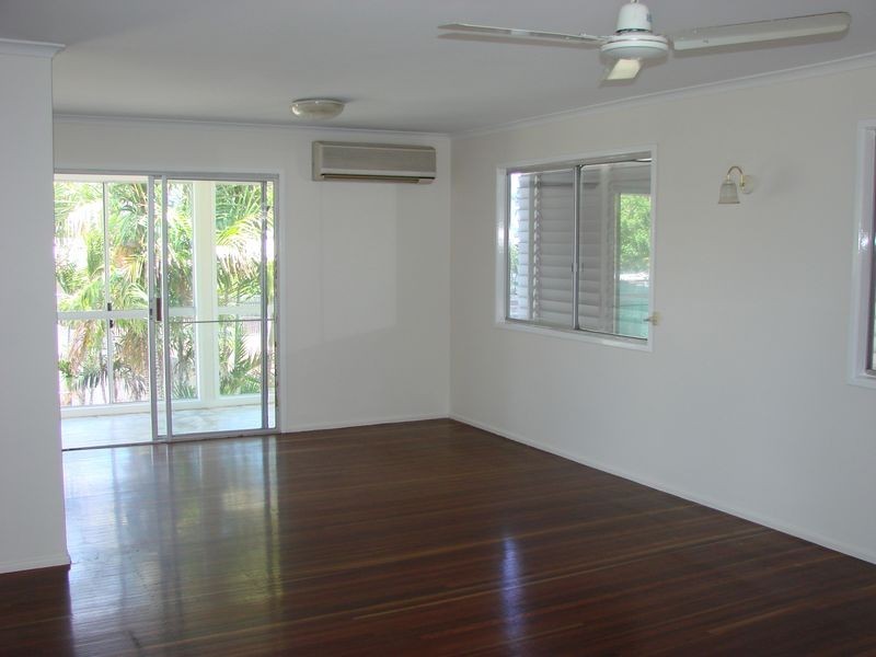 228 Farm Street, Kawana QLD 4701