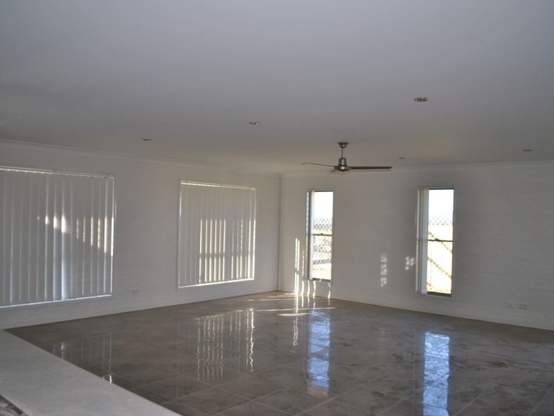 138/ Stirling Drive Paramount Park Estate, Rockyview QLD 4701