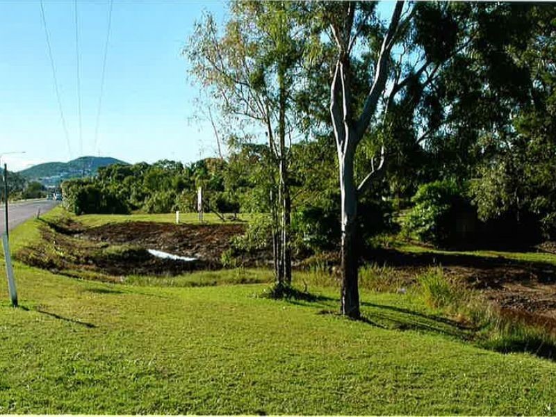 1-5 Scenic Highway, Cooee Bay QLD 4703