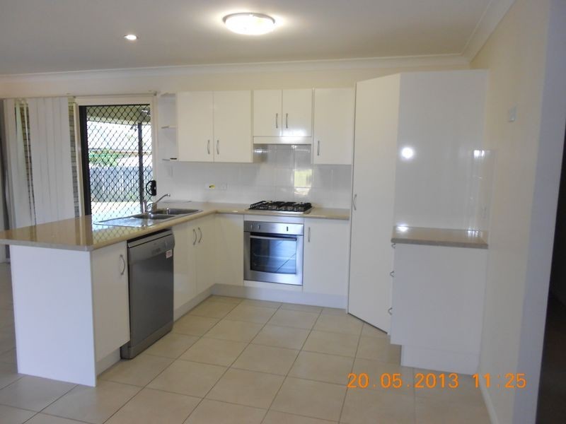 12 Kate Street, Gracemere QLD 4702