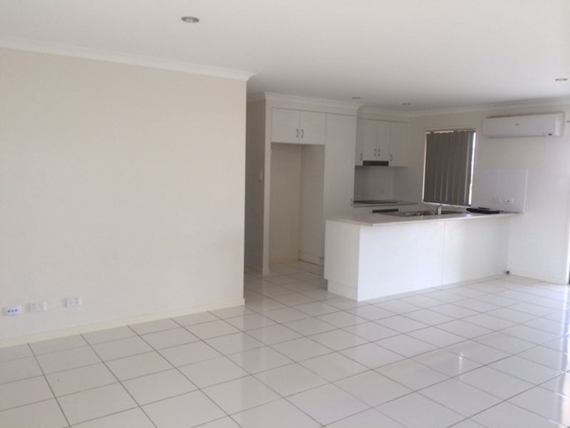 5 Ford Place, Gracemere QLD 4702