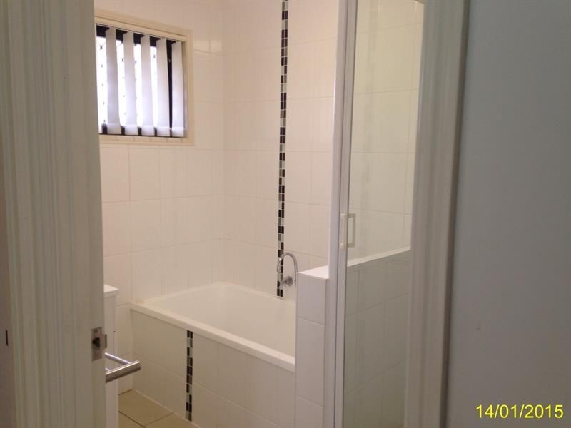 32 Riley Drive, Gracemere QLD 4702