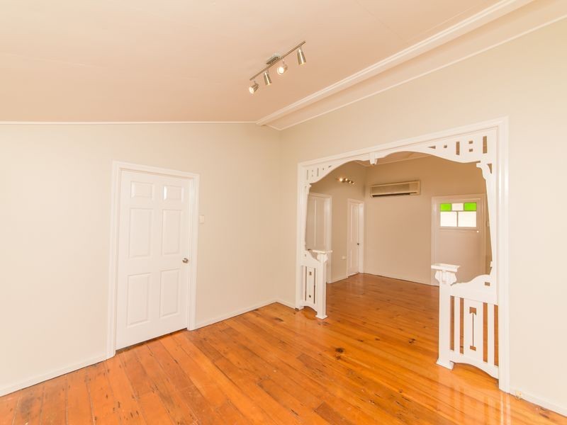 213 Denham Street, The Range QLD 4700
