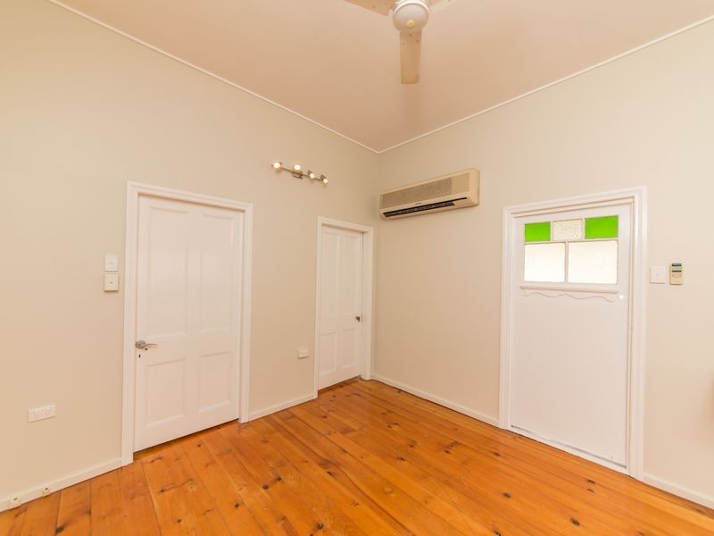 213 Denham Street, The Range QLD 4700