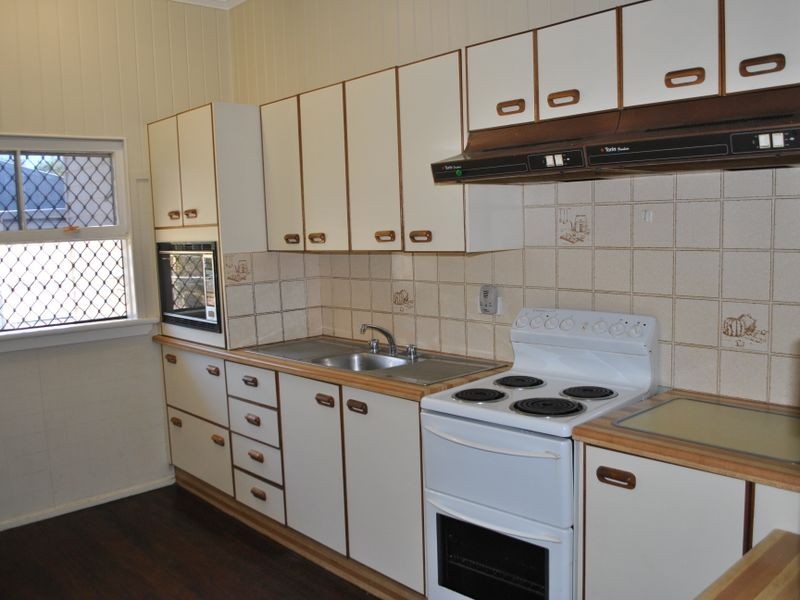 28 Foreman Street, Allenstown QLD 4700