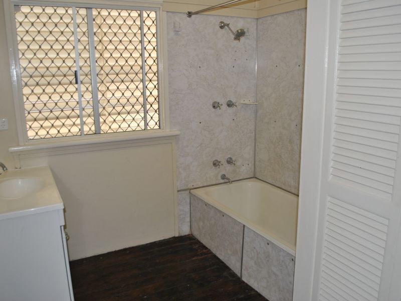 28 Foreman Street, Allenstown QLD 4700