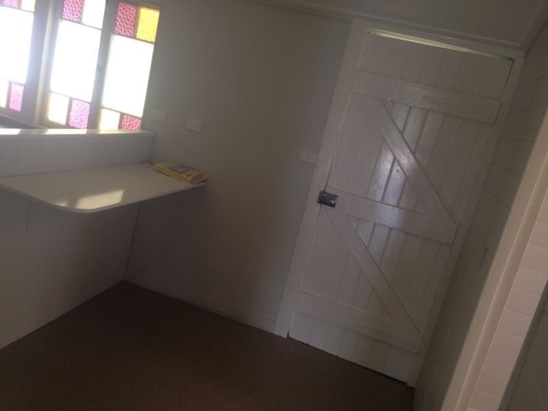 12 Charles Street, Berserker QLD 4701