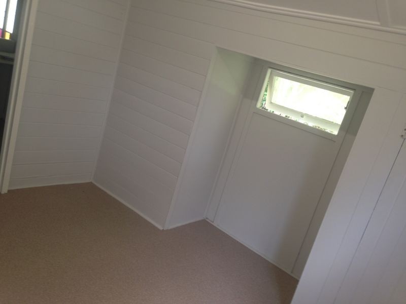 12 Charles Street, Berserker QLD 4701