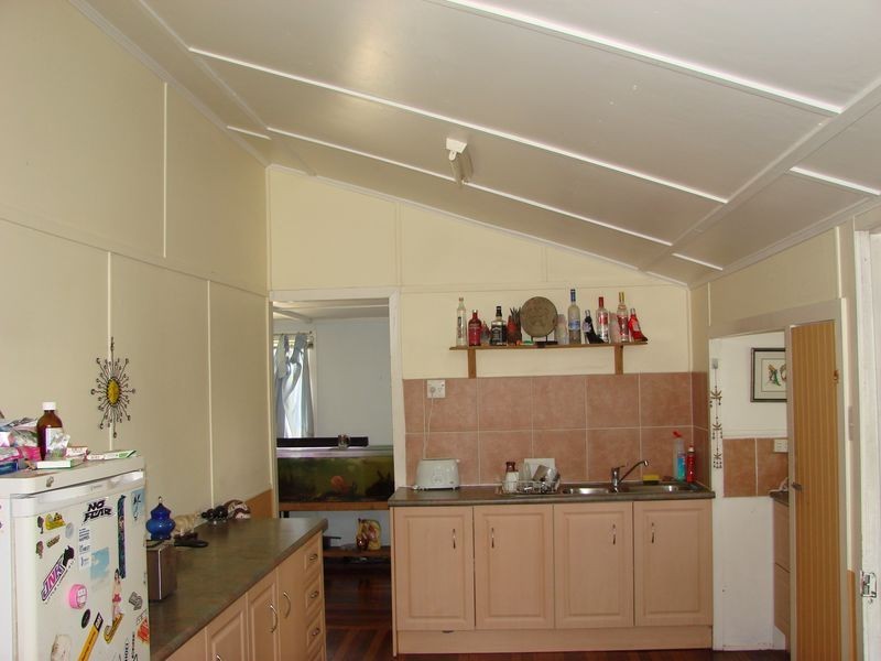 150 Earl Street, Berserker QLD 4701