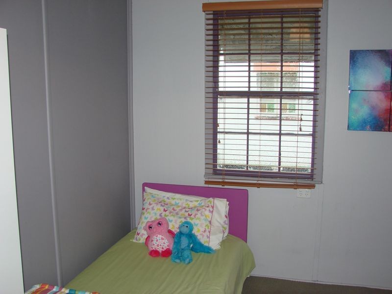 6 Wood Street, Depot Hill QLD 4700