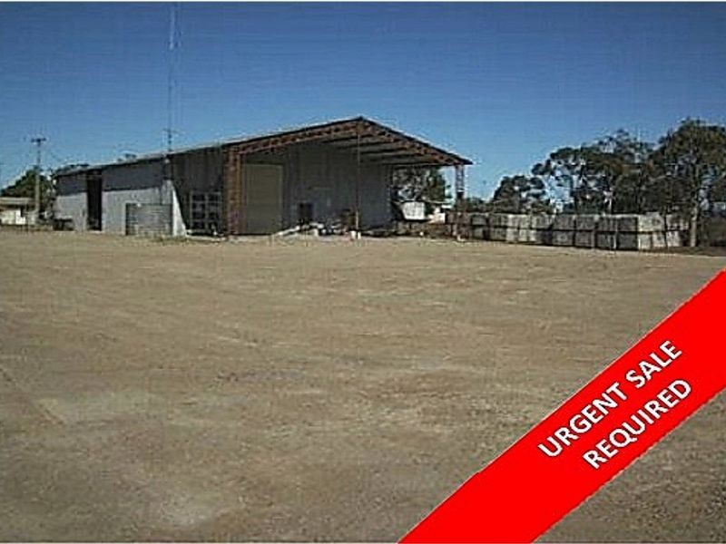 9-11 Okano Street, Moura QLD 4718