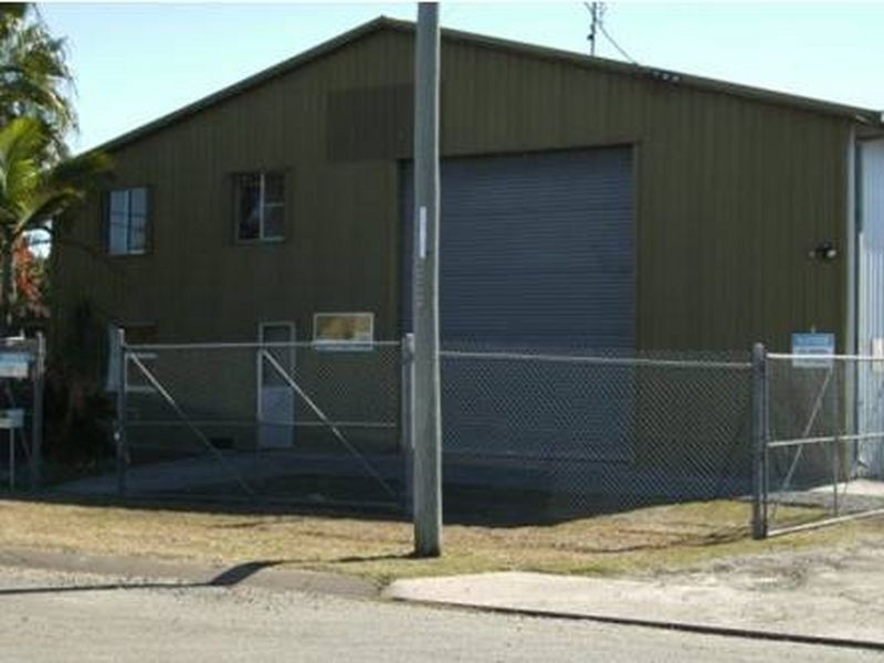 9-11 Okano Street, Moura QLD 4718