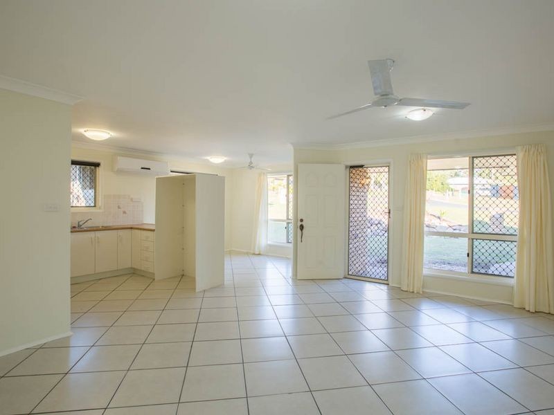 15 Casuarina Court, Kawana QLD 4701