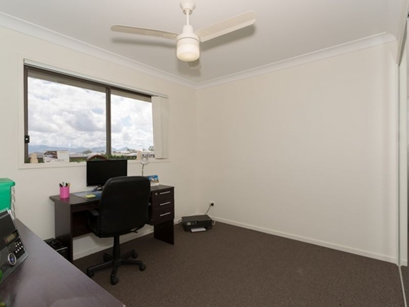 9 Chatterton Boulevard, Gracemere QLD 4702