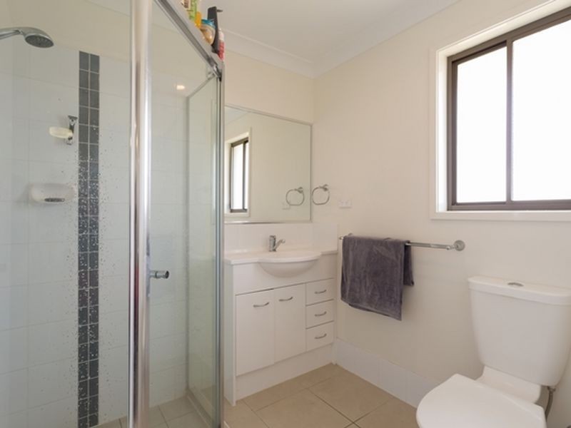 9 Chatterton Boulevard, Gracemere QLD 4702