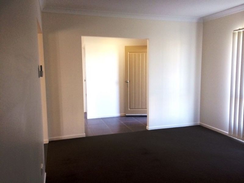 10 Chatterton Boulevard, Gracemere QLD 4702