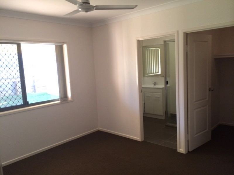 10 Chatterton Boulevard, Gracemere QLD 4702