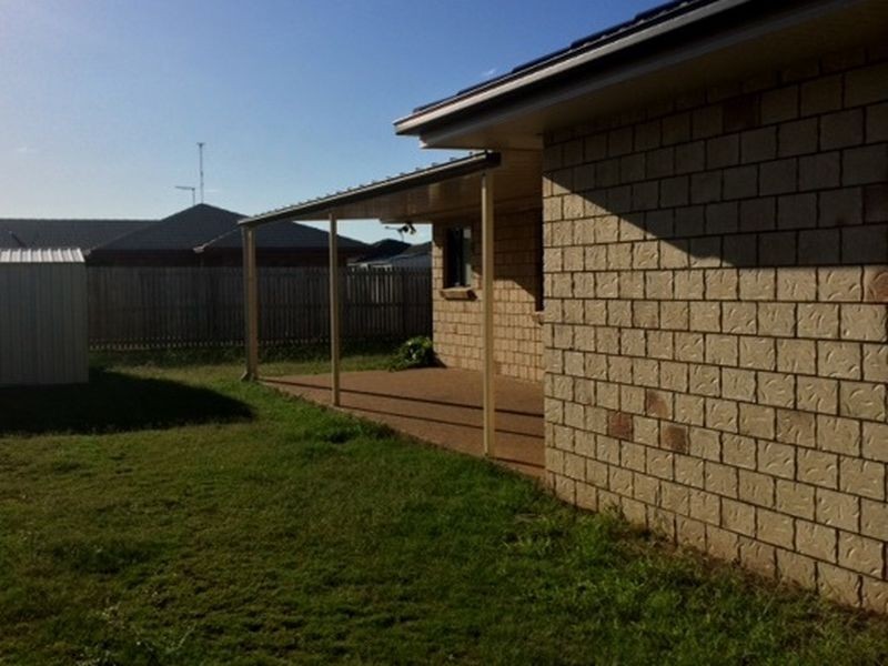 10 Chatterton Boulevard, Gracemere QLD 4702