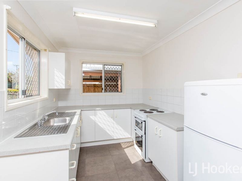 2/7 Poole Street, Kawana QLD 4701