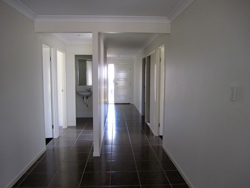 6 Belltrees Place, Gracemere QLD 4702
