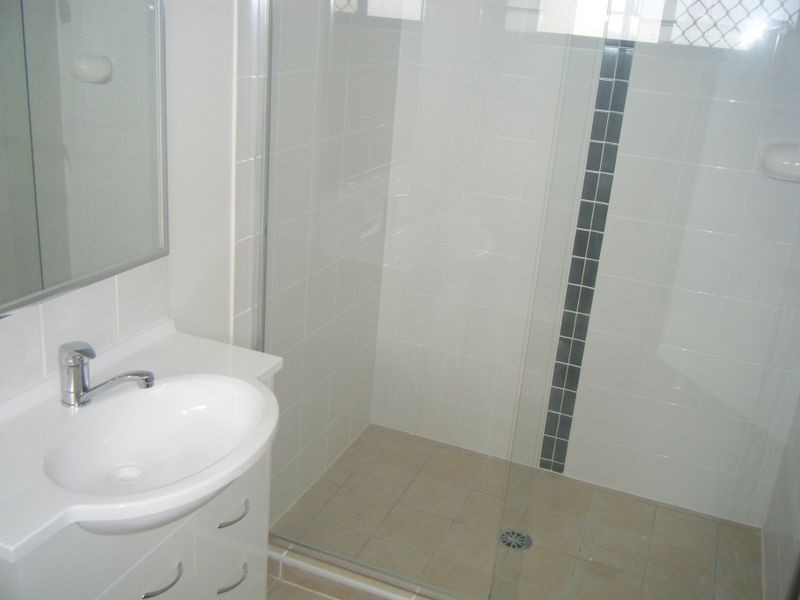 18 Chatterton Boulevard, Gracemere QLD 4702