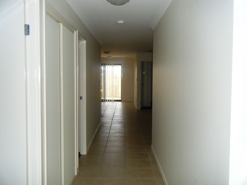 18 Chatterton Boulevard, Gracemere QLD 4702