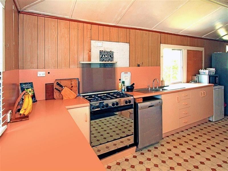 7 Werner Street, Park Avenue QLD 4701