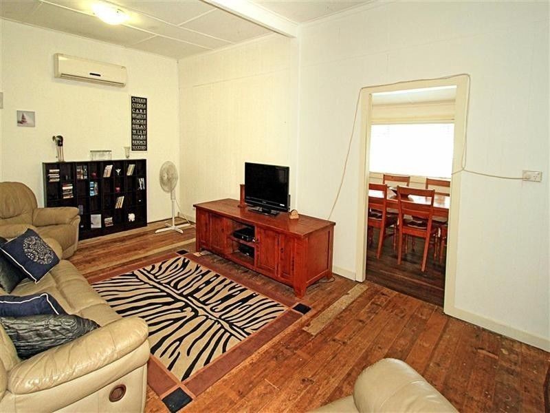 7 Werner Street, Park Avenue QLD 4701