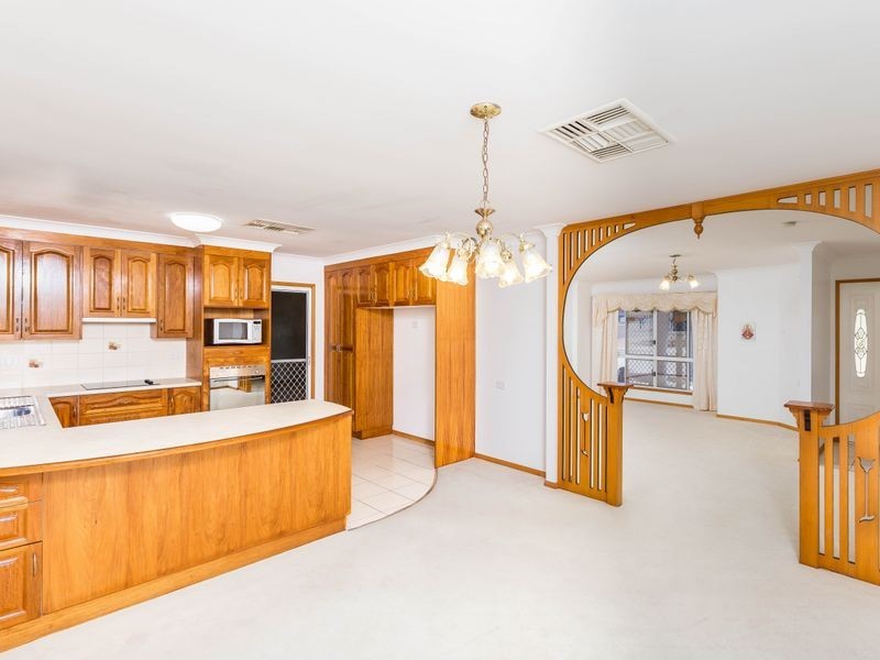 95 Cherryfield Road, Gracemere QLD 4702