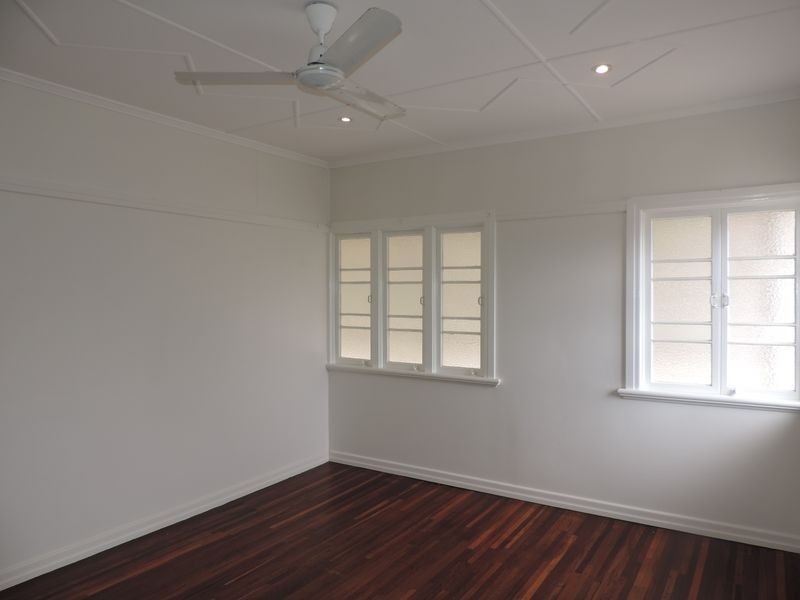 42 Lucas Street, Berserker QLD 4701