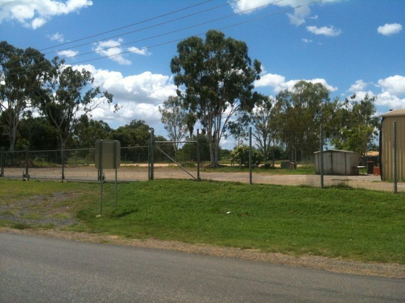 134 Middle Road, Gracemere QLD 4702