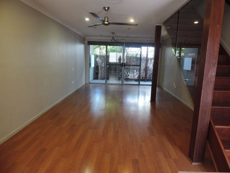 1/85 Painswick Street, Berserker QLD 4701