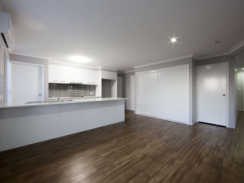 18b Lavarack Street, The Range QLD 4700