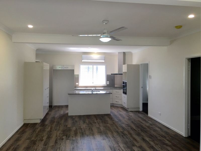 489 Crane Ave, Kawana QLD 4701