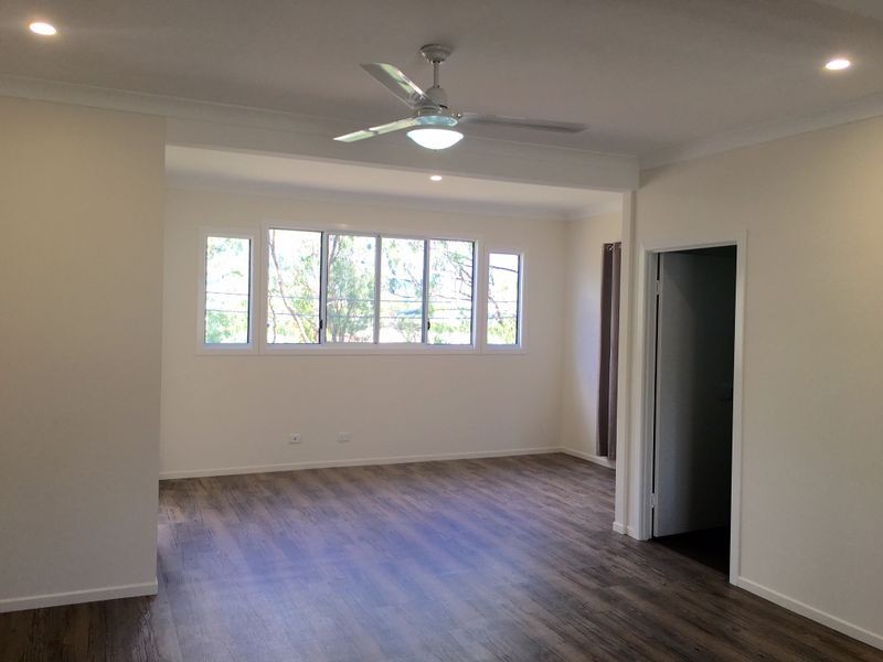 489 Crane Ave, Kawana QLD 4701