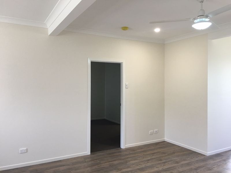 489 Crane Ave, Kawana QLD 4701