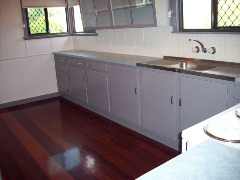 297 Pine Street, Berserker QLD 4701