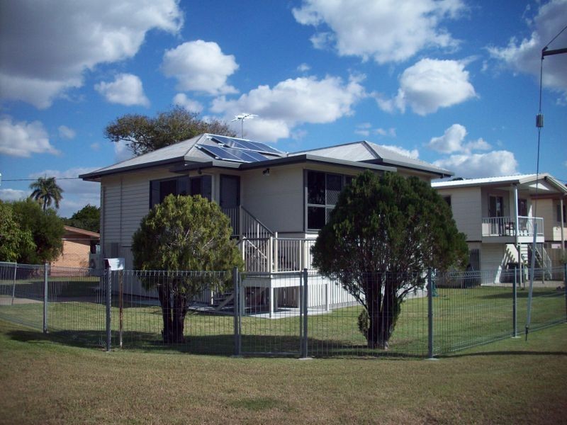 297 Pine Street, Berserker QLD 4701