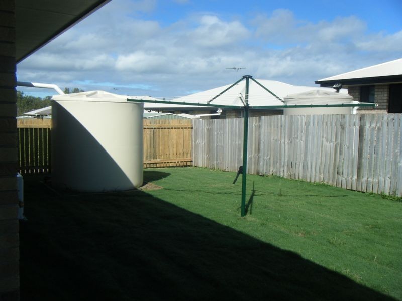 16 Kate Street, Gracemere QLD 4702