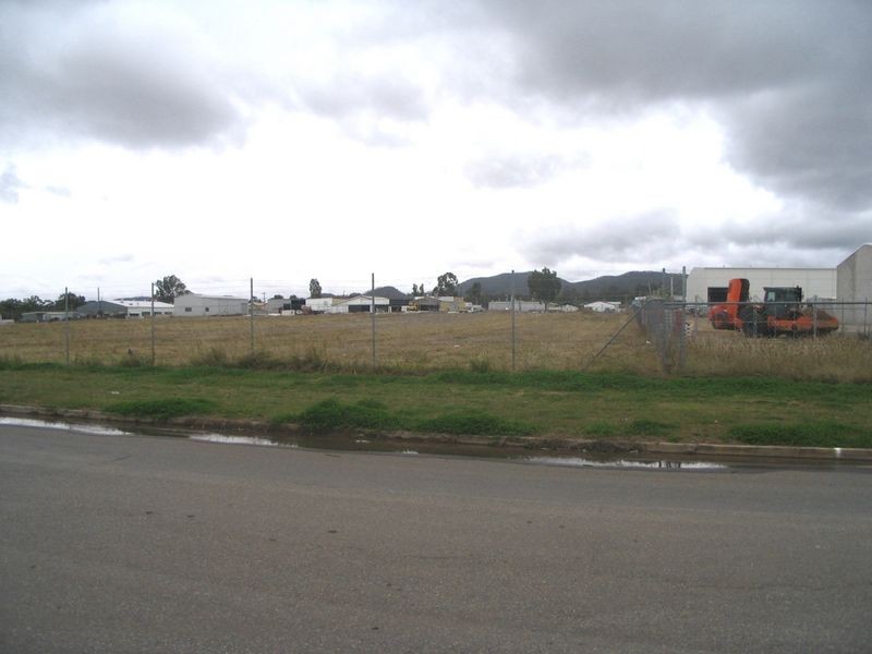 10 Chappell Street, Kawana QLD 4701