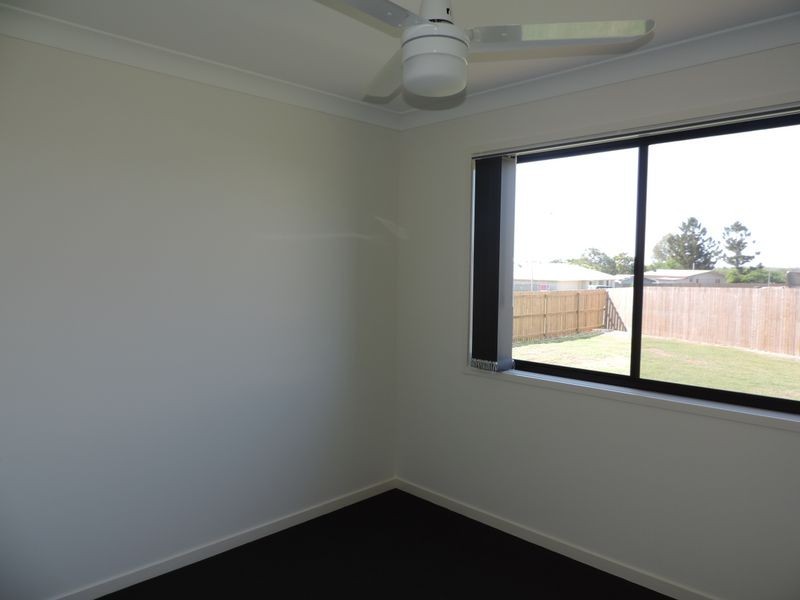 1 Gee Place, Gracemere QLD 4702