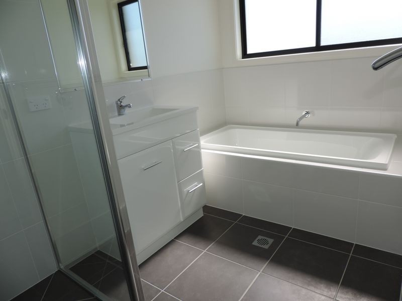 1 Gee Place, Gracemere QLD 4702