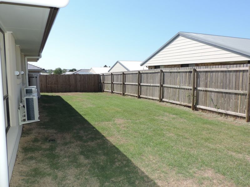 9 Gee Place, Gracemere QLD 4702