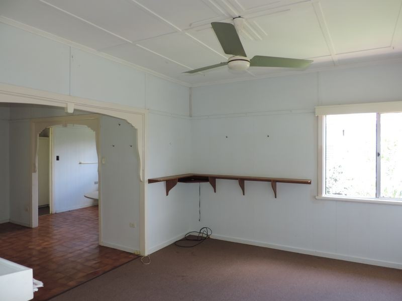 11 Wentworth Terrace, The Range QLD 4700